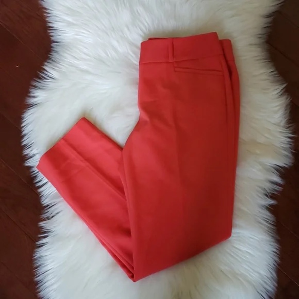 The limited Drew Fit pant.